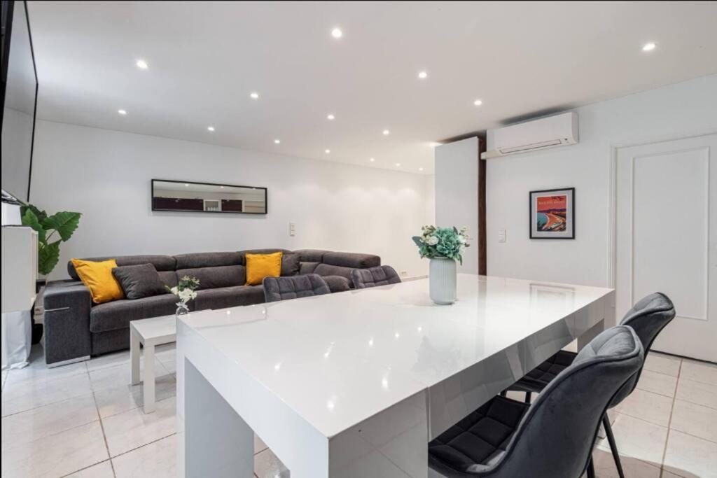 Grand Appartement- Le Port A/C Nizza Kültér fotó
