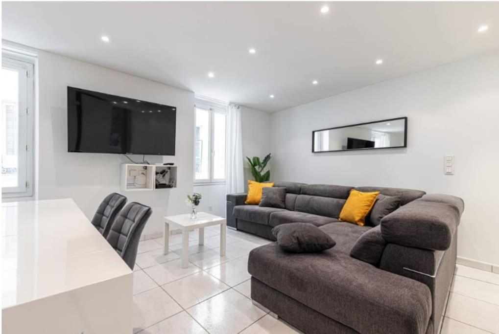 Grand Appartement- Le Port A/C Nizza Kültér fotó